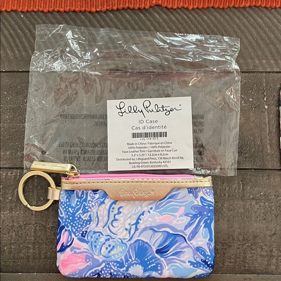 Lilly Pulitzer ID Case Keychain Wallet Card Holder Blue Pink‎ Gold, Fashion. - Picture 1 of 2